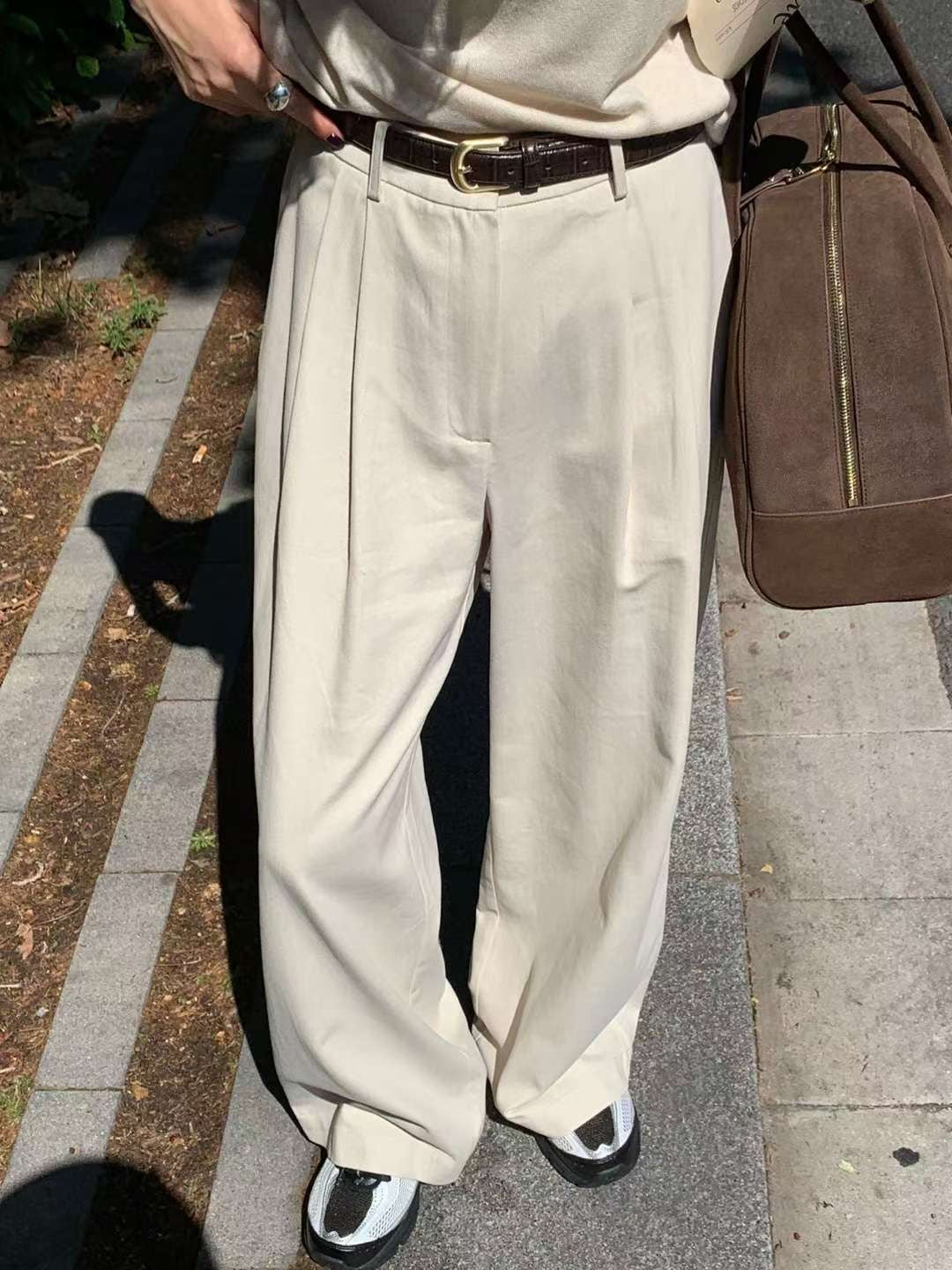 // 大腿位壓褶遮肉全長褲
