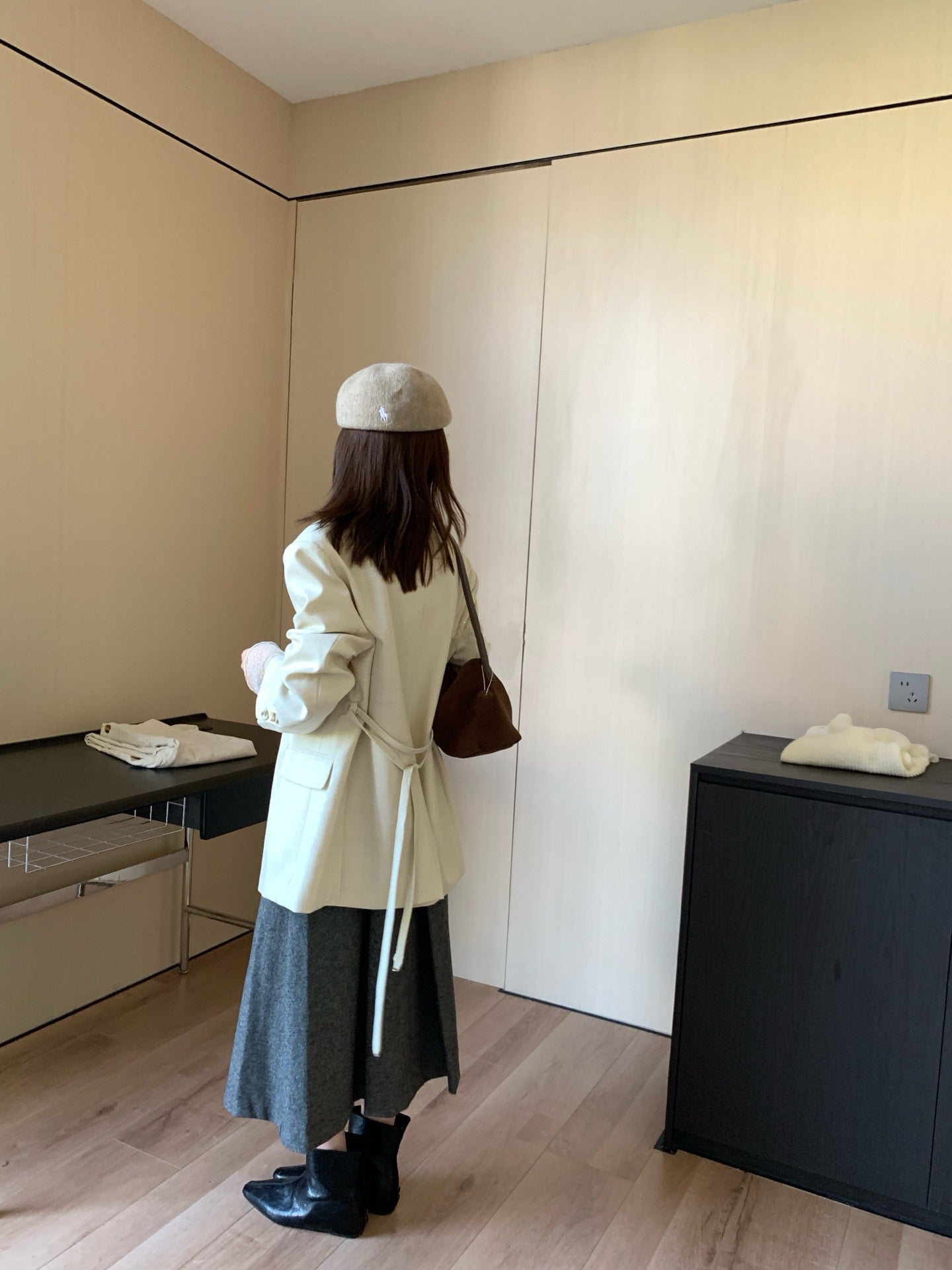 // 高質連腰帶經典西裝外套
