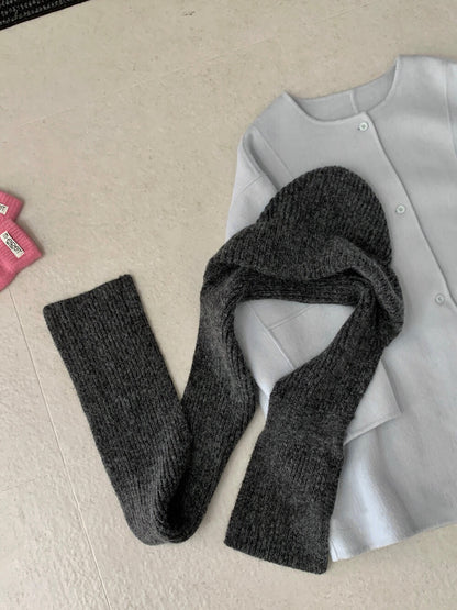 // 10%alpaca+90%wool簡約圓領手工外套(連頸巾)