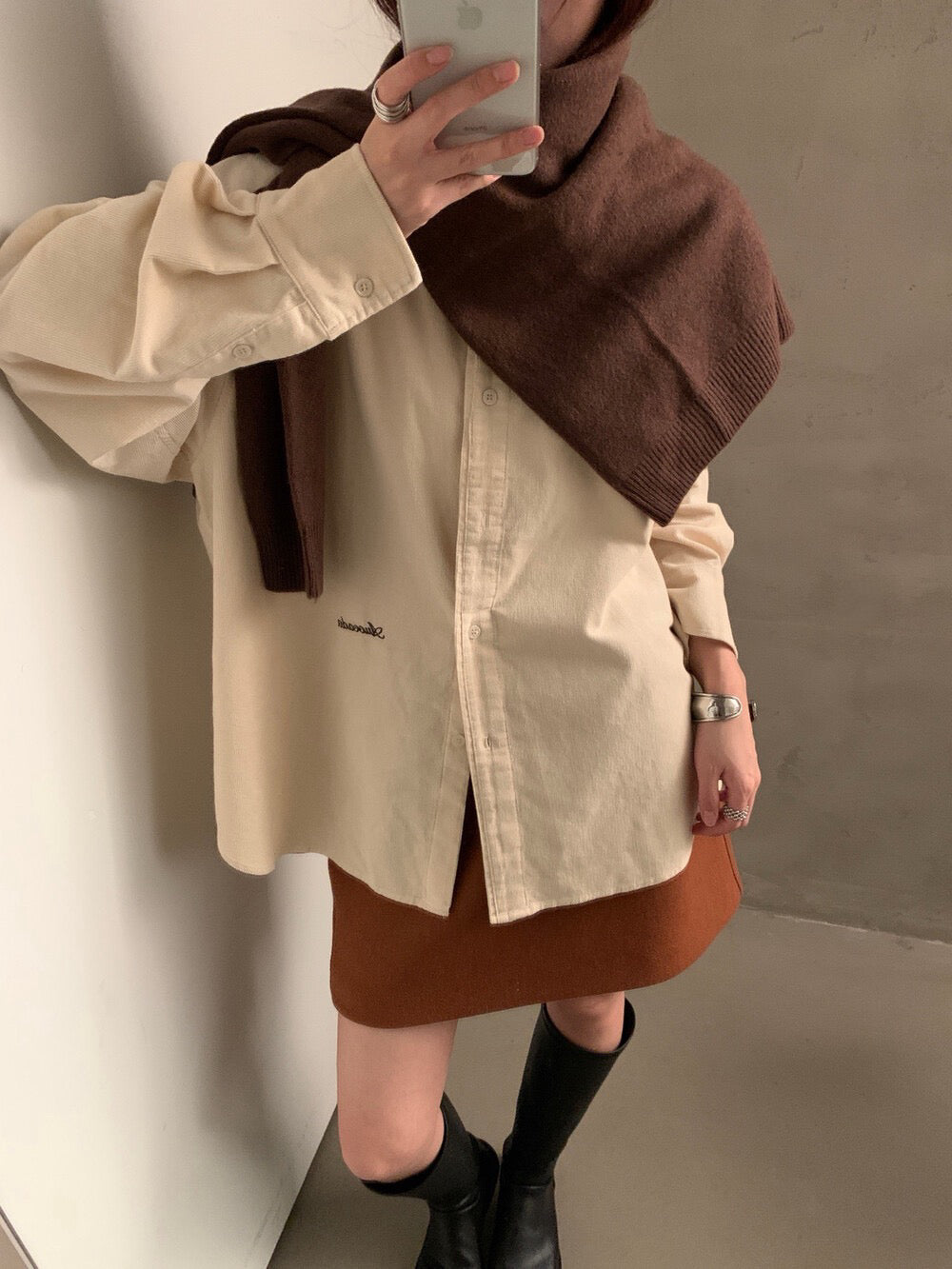 // 高質刺繡字燈芯絨SH