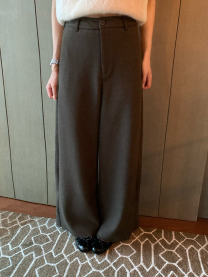 // 褲型超美的簡約加絨毛呢褲