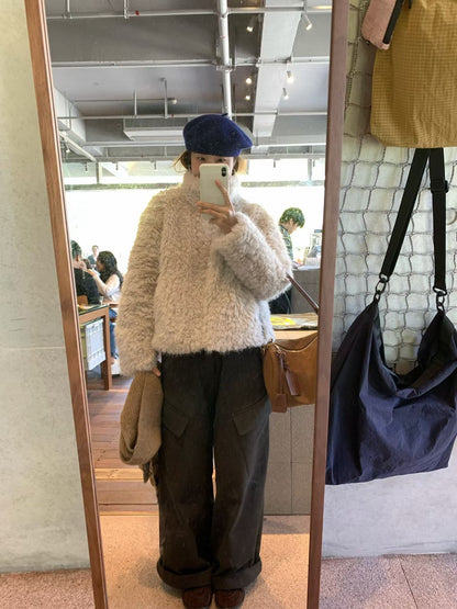 // 高級感毛毛拉鍊外套