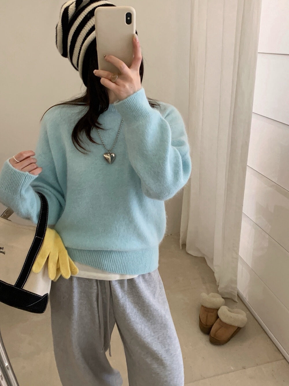 // 軟糯超美色系混兔毛圓領毛衣