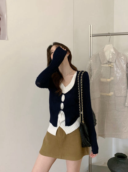 // 超顯瘦撞色假兩件針織上衣