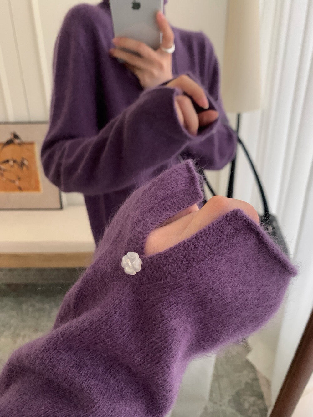 // 45%綿羊毛立領開叉袖花花鈕NT