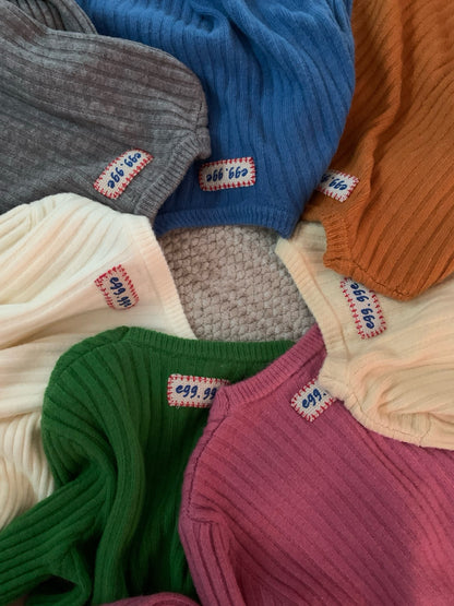 // 復古色調背後手織標直坑紋CD