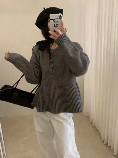 // 法式甜美直坑紋衣擺半鈕扣毛衣