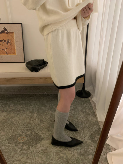 // 撞色領特別鈕扣開胸上衣+裙子套裝