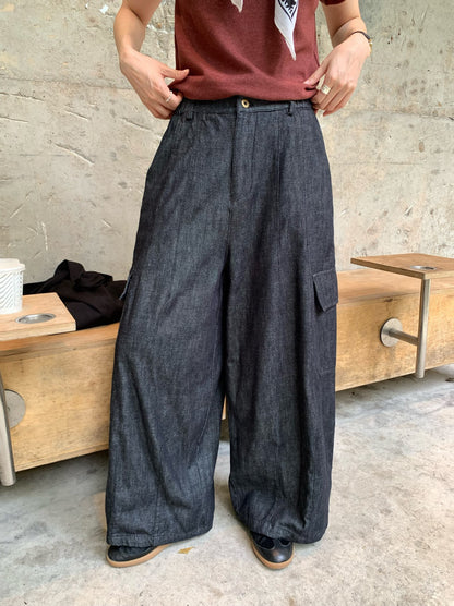 // 休閒軟軟牛仔布口袋工裝褲