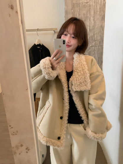 // 性價比極高皮毛一體羊羔毛麂皮外套