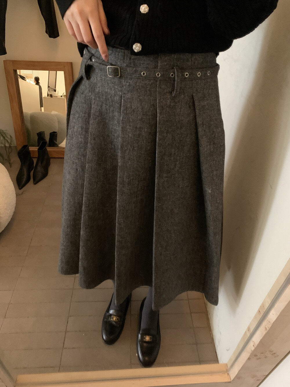 // 韓式復古粗百褶半裙(連腰帶)