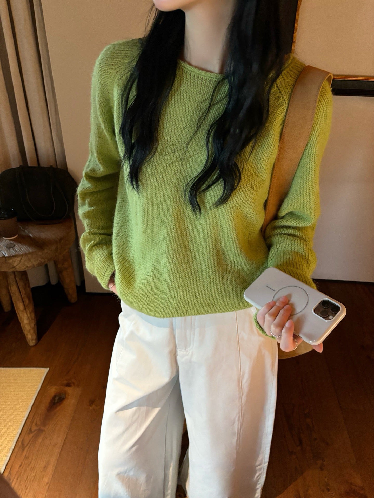 // 超美色系慵懶落肩針織上衣