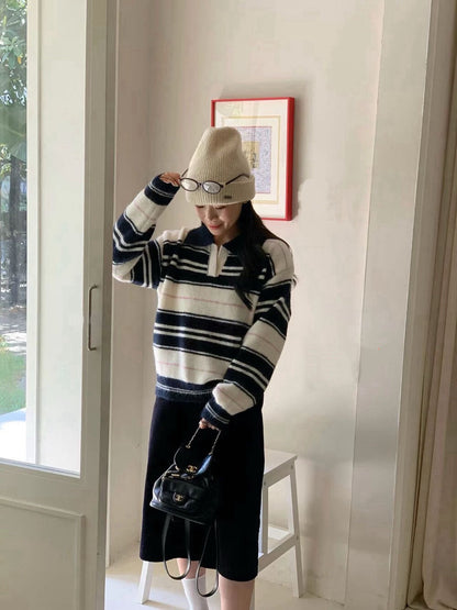 // 30%綿羊毛翻領拼色間條毛衣