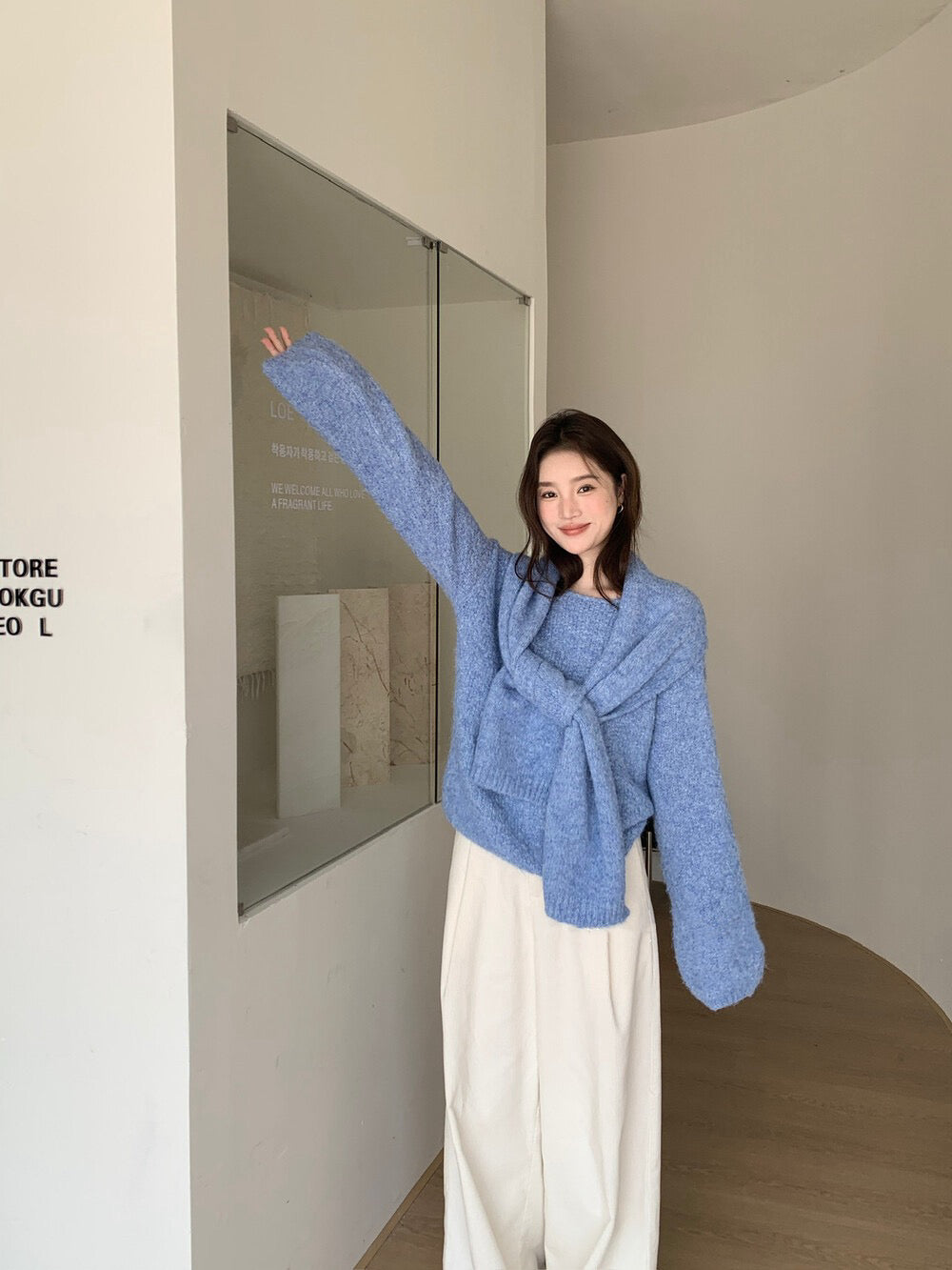 // 慵懶感寬鬆款連頸巾毛衣