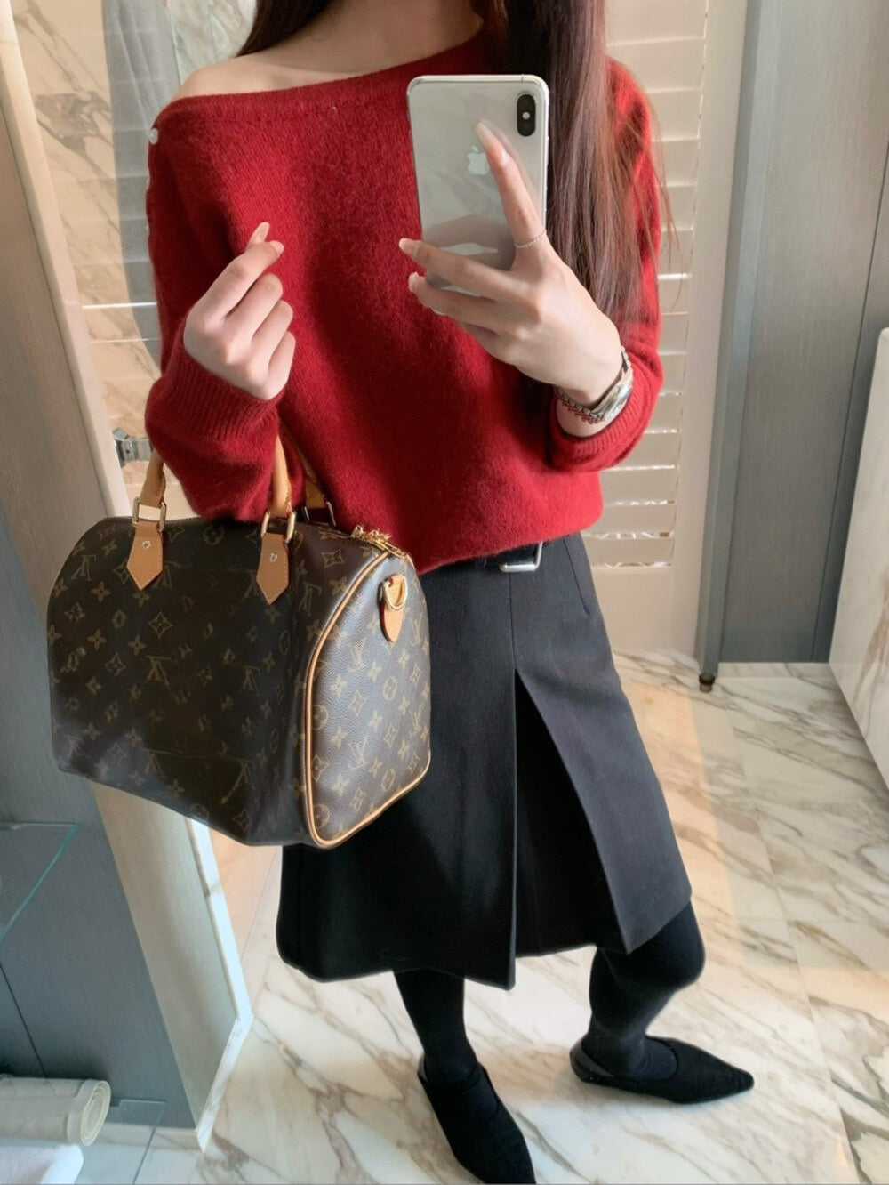 // 50%alpaca鈕扣設計斜領露肩NT