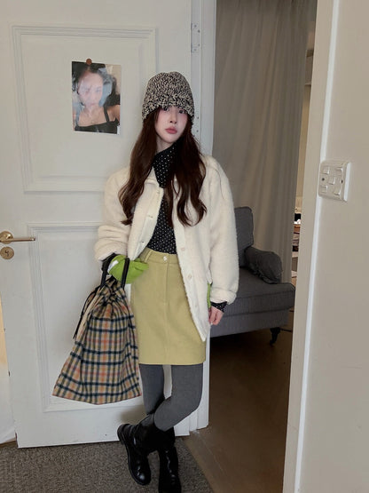 // 拼接材質羊羔毛翻領中長外套