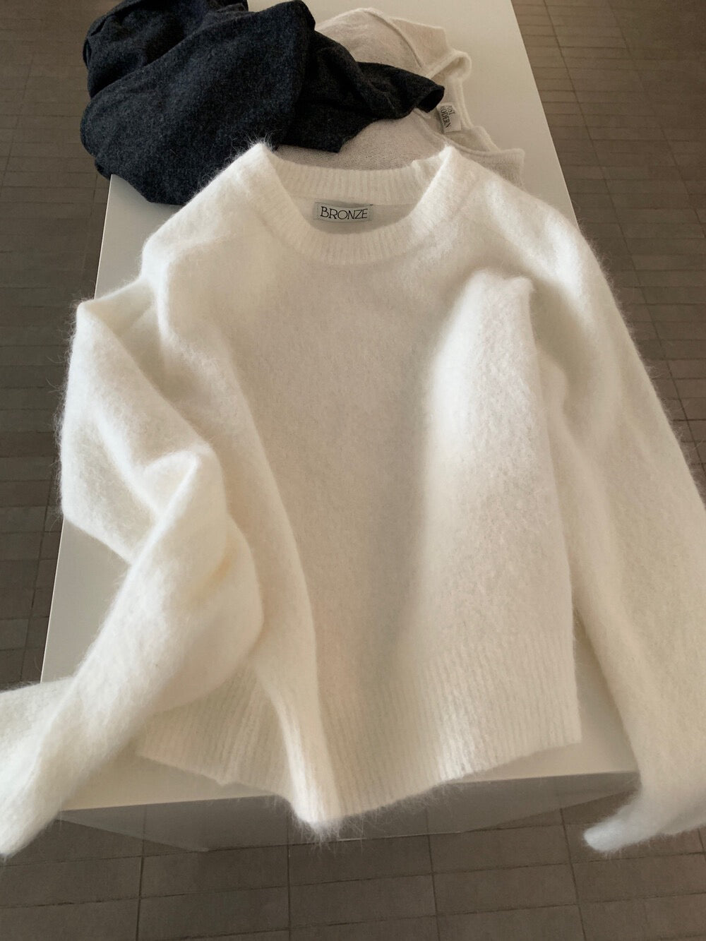 // 30%羊毛超柔軟靚色毛衣