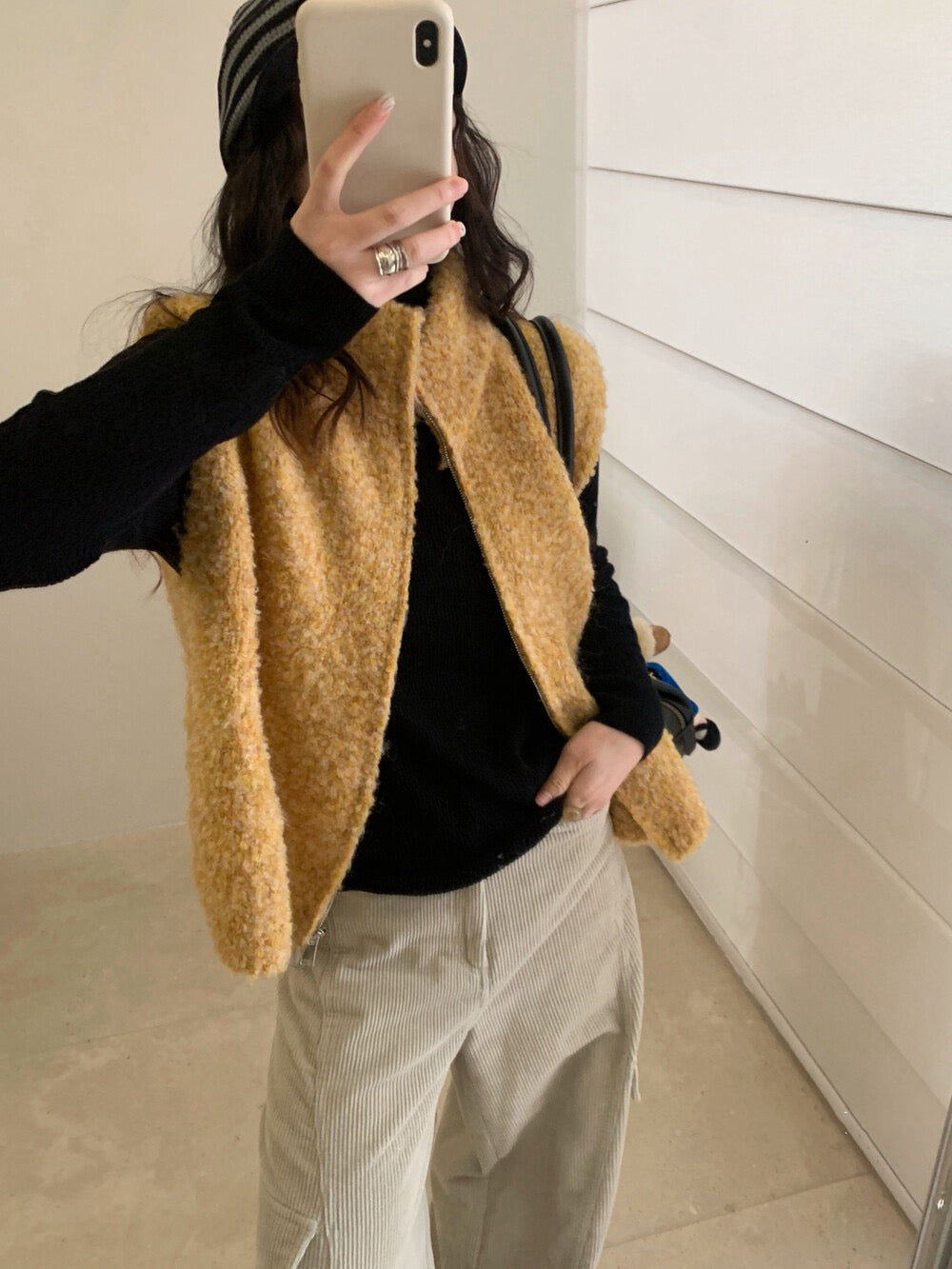 // 9%綿羊毛立領圈圈毛拉鍊背心