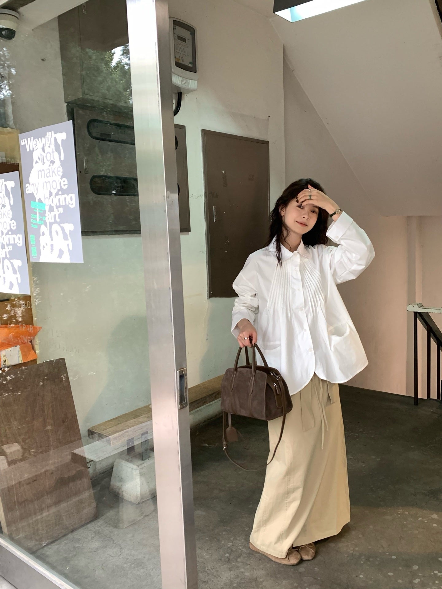 // 設計感綁帶直筒挺版中裙