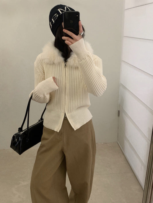 // 復古感毛毛領拉鍊CD