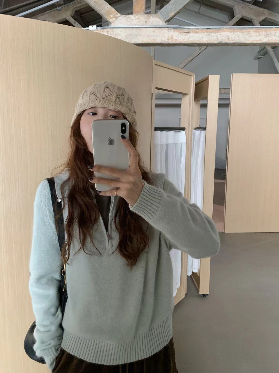 // raccoon+wool半拉鍊翻領高級感毛衣