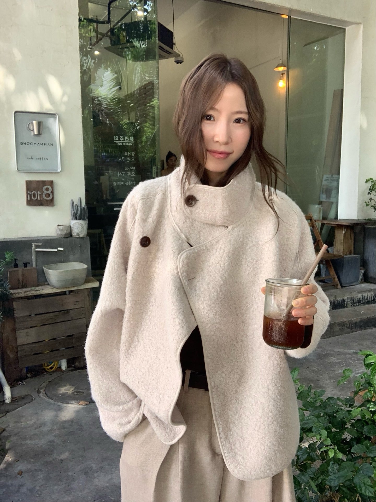 // 圈圈絨可立領中長外套