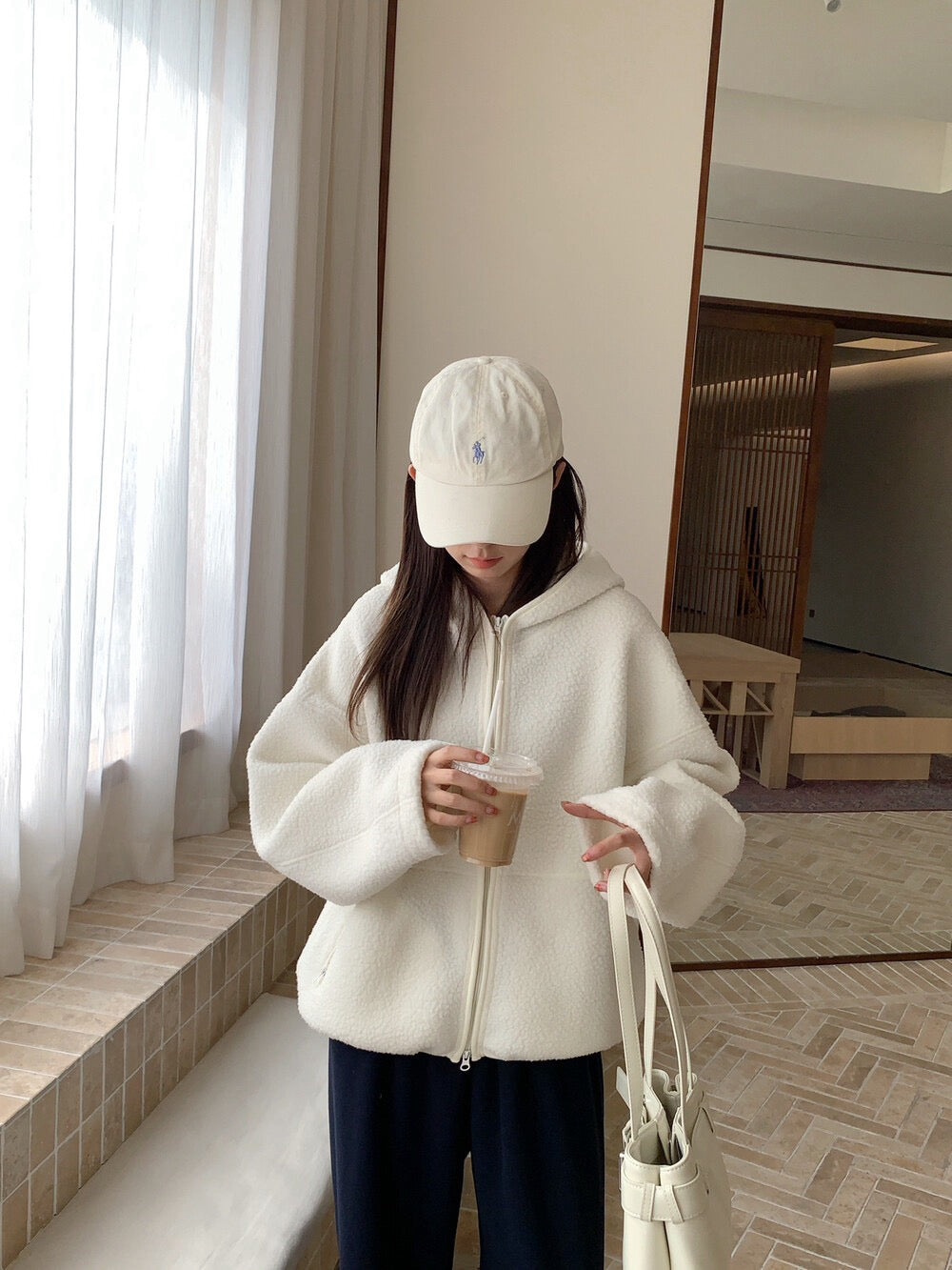 // 休閒感羊羔毛連帽外套