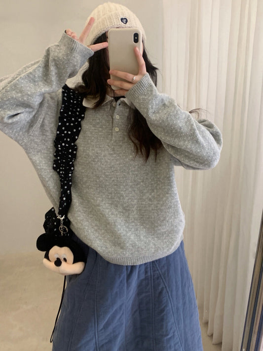 // 100%綿羊毛小心心點點撞色翻領NT