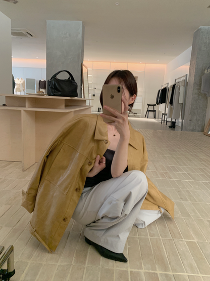 // 復古感美拉德翻領中長彷皮外套