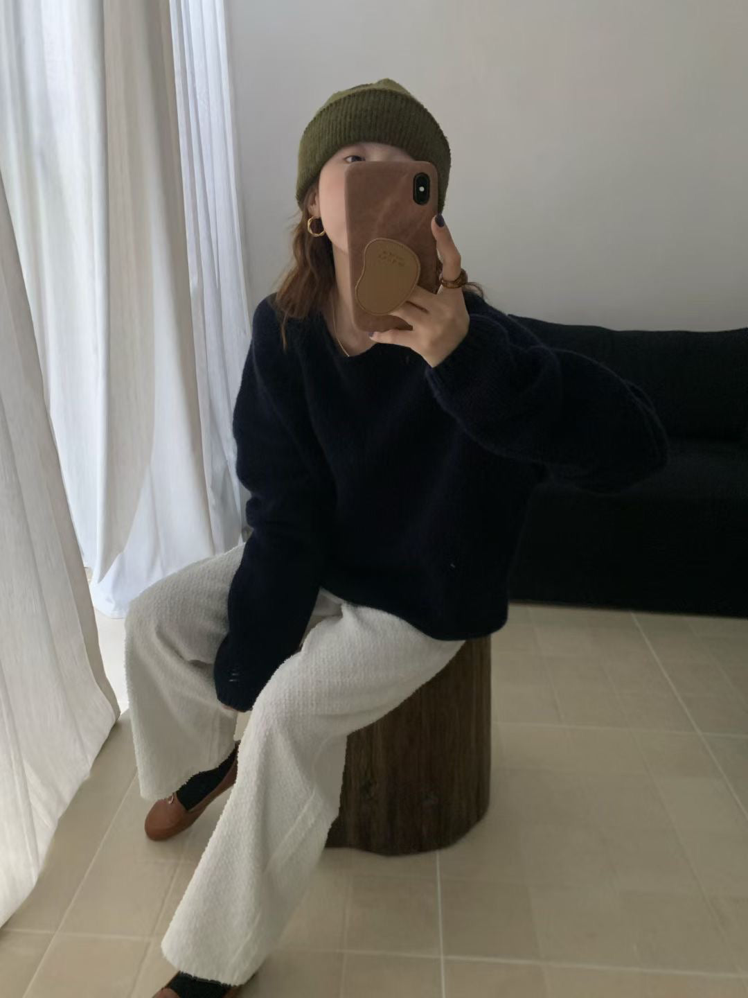 // 超溫柔全羊毛一字領毛衣