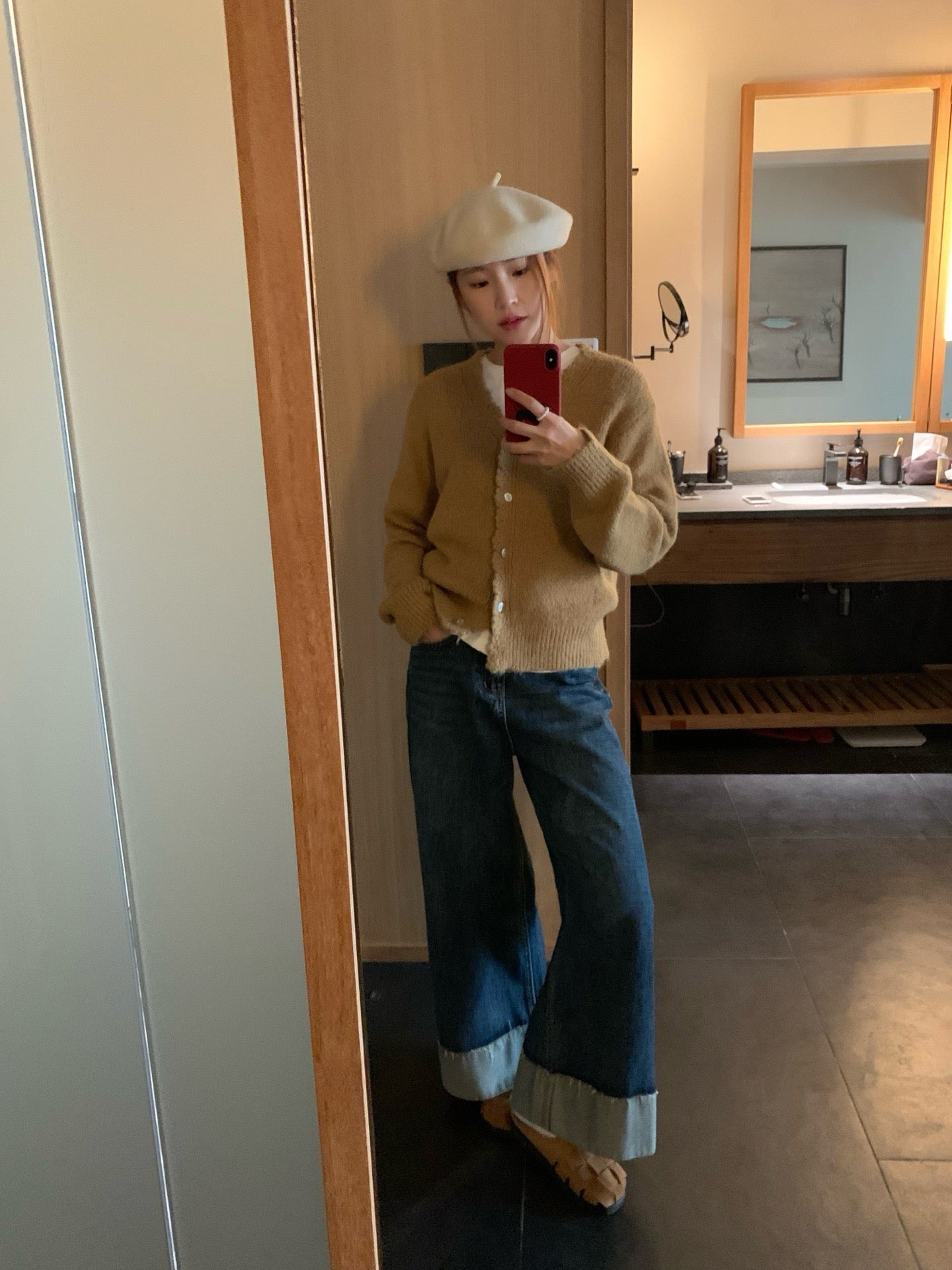 // 10%wool軟糯絨感鈎花邊CD