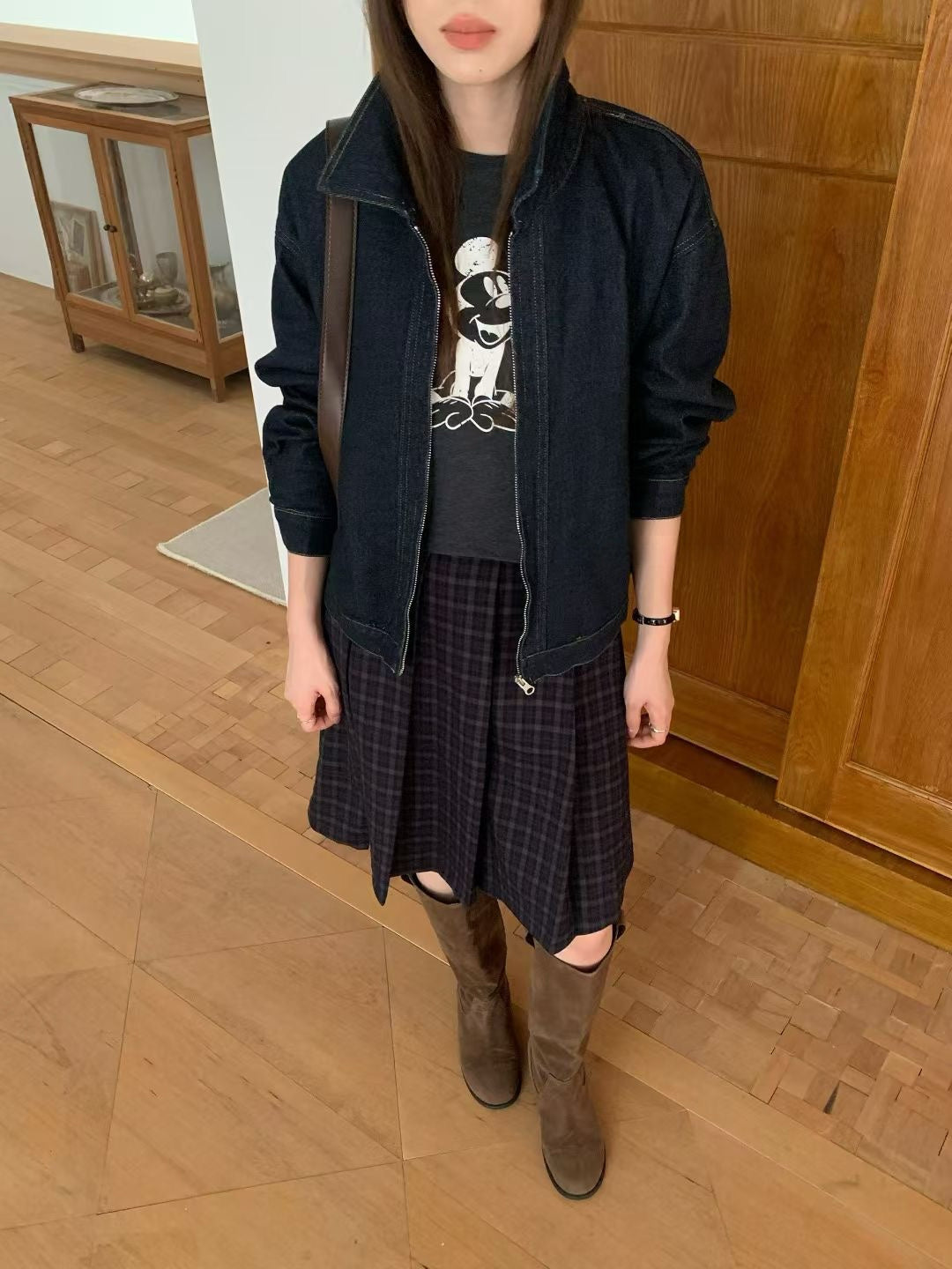 (現貨) // 簡約cutting翻領拉鍊牛仔外套