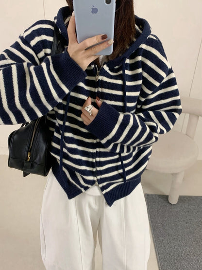 // 鬆弛感上下拉鍊連帽間條CD