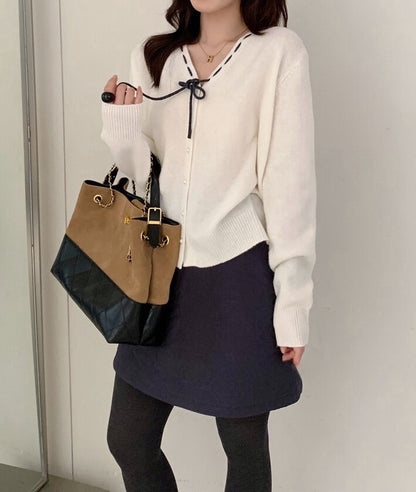 // 100%羊毛縫線蝴蝶結領口開胸NT