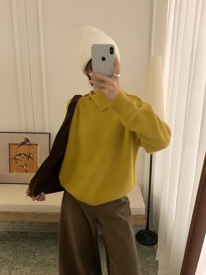 // 30%綿羊毛設計感不規則翻領毛衣