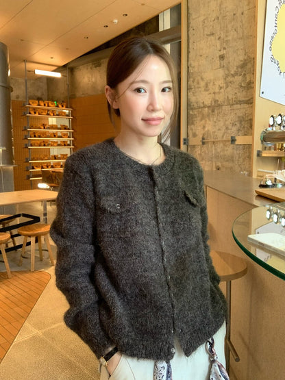 // 超軟糯雙口袋圓領CD