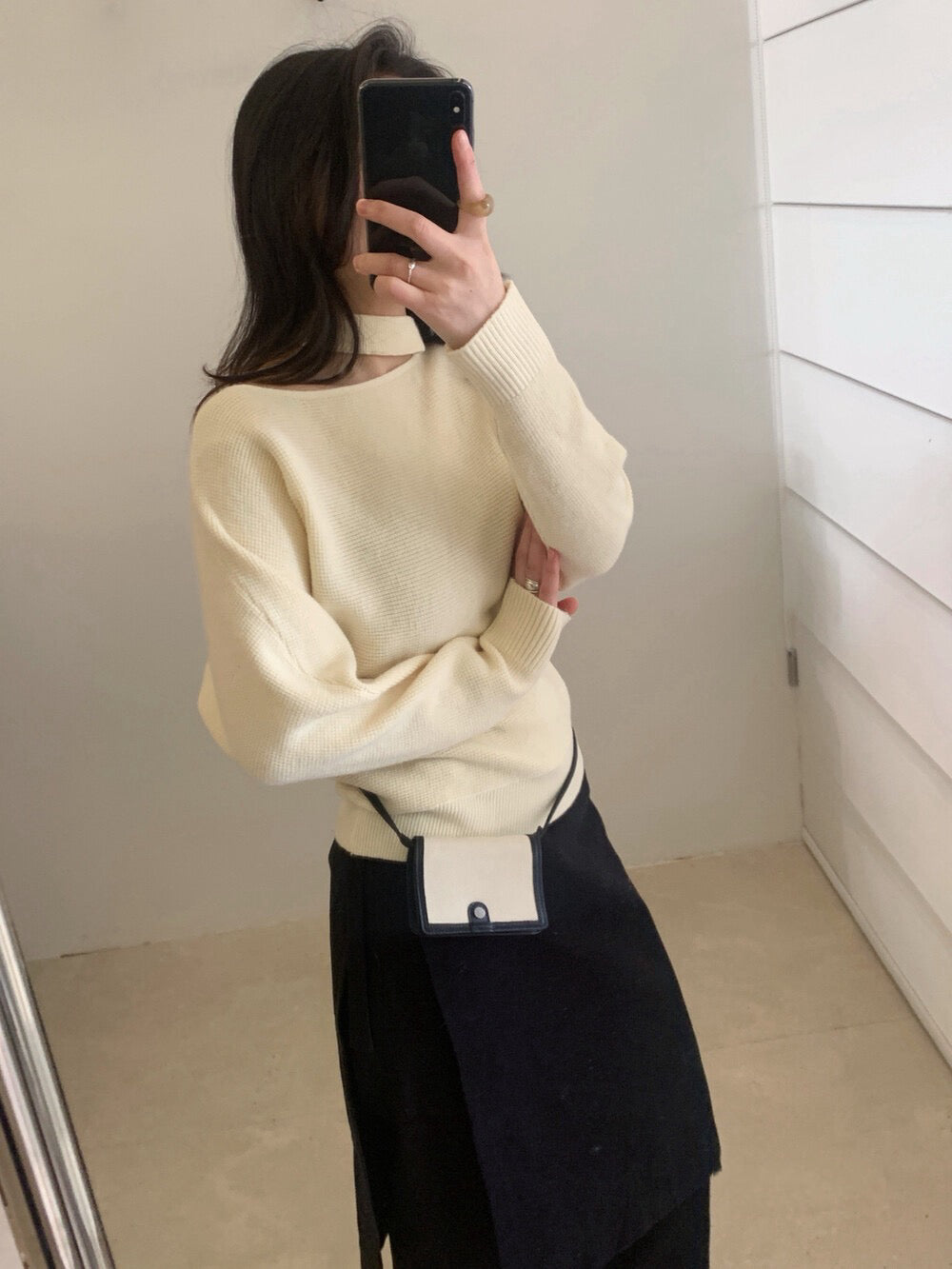 // 小性感斜肩掛頸窩夫紋NT