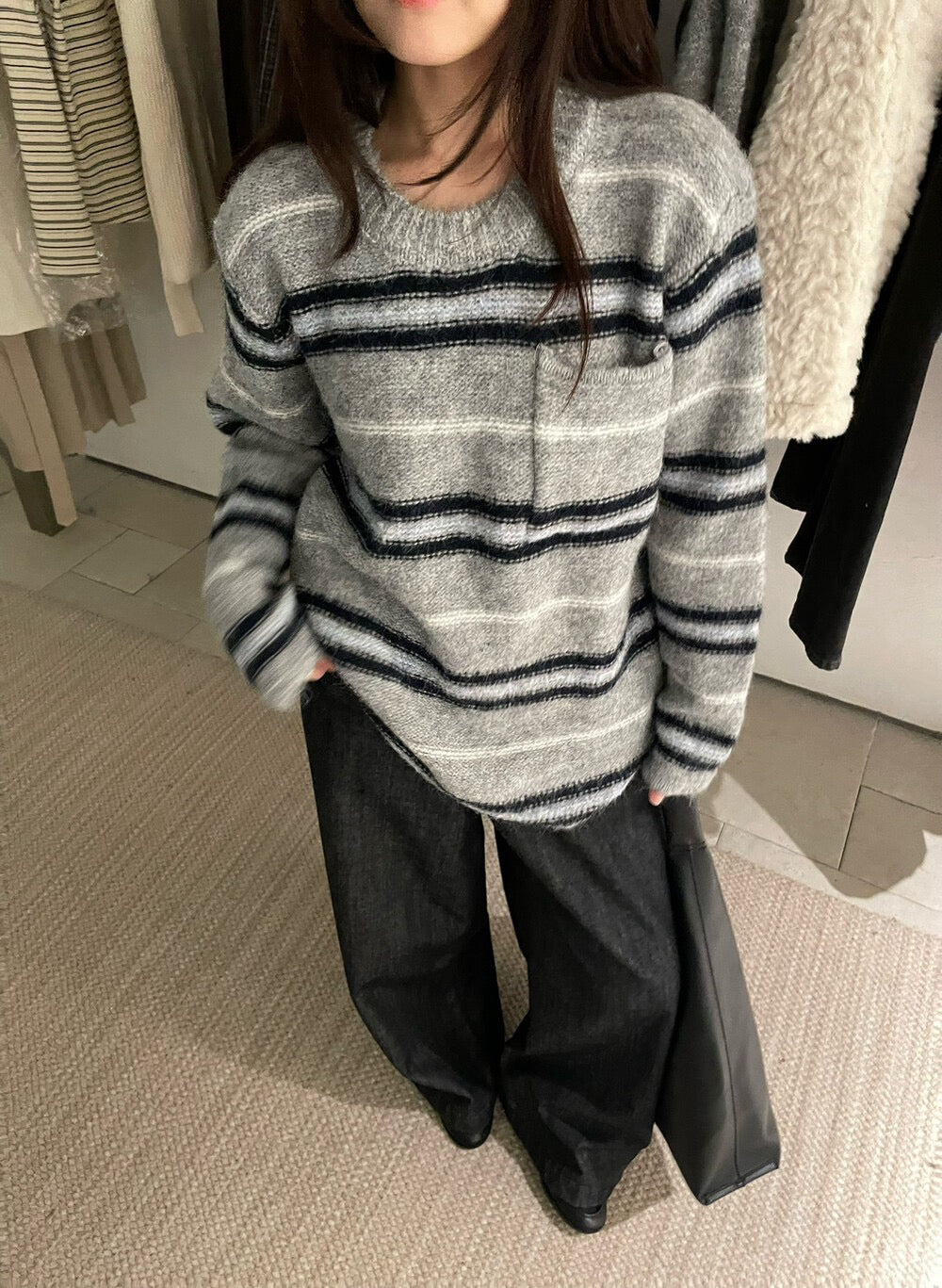 // 復古撞色間條口袋軟糯毛衣