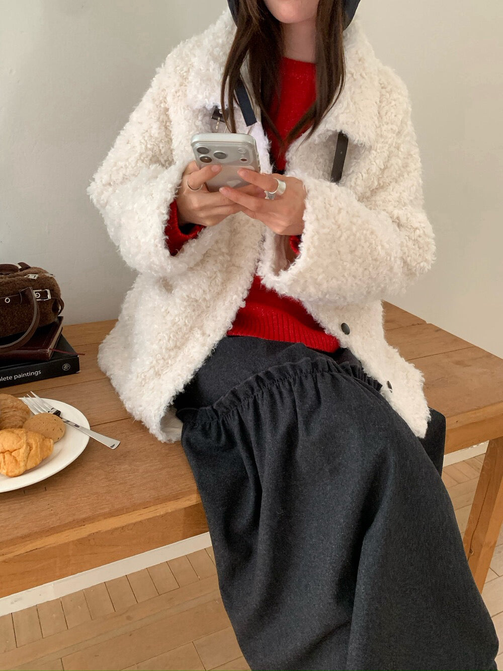 // 皮扣可立領口袋毛毛外套