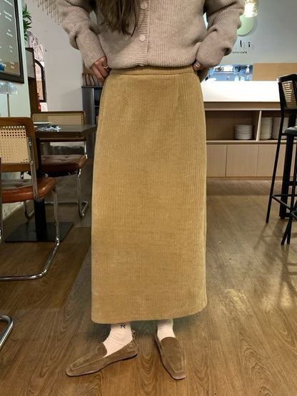 // 復古簡約直紋燈芯絨後開叉中裙