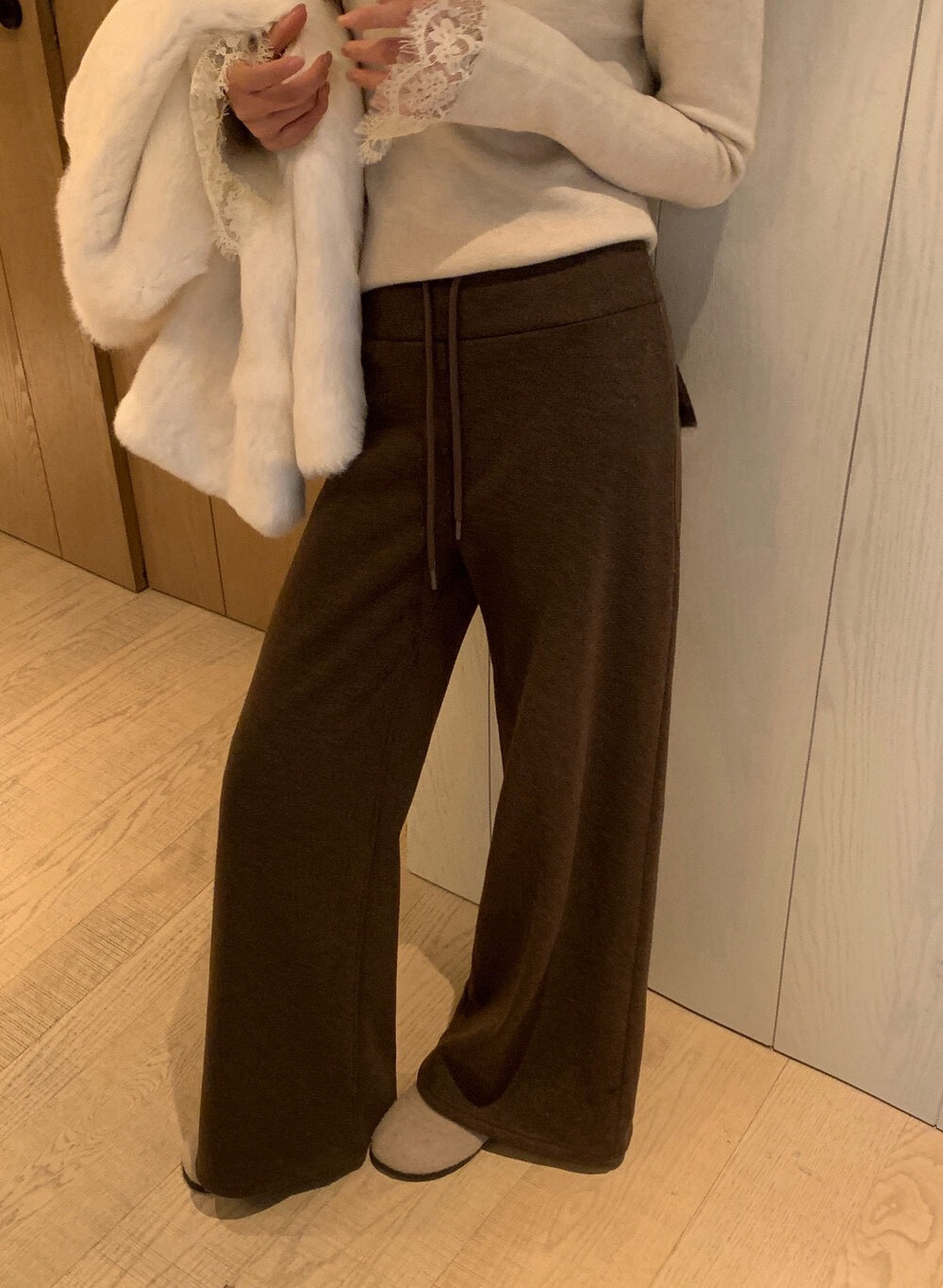 // 懶人神褲～超舒服羊絨微喇叭褲
