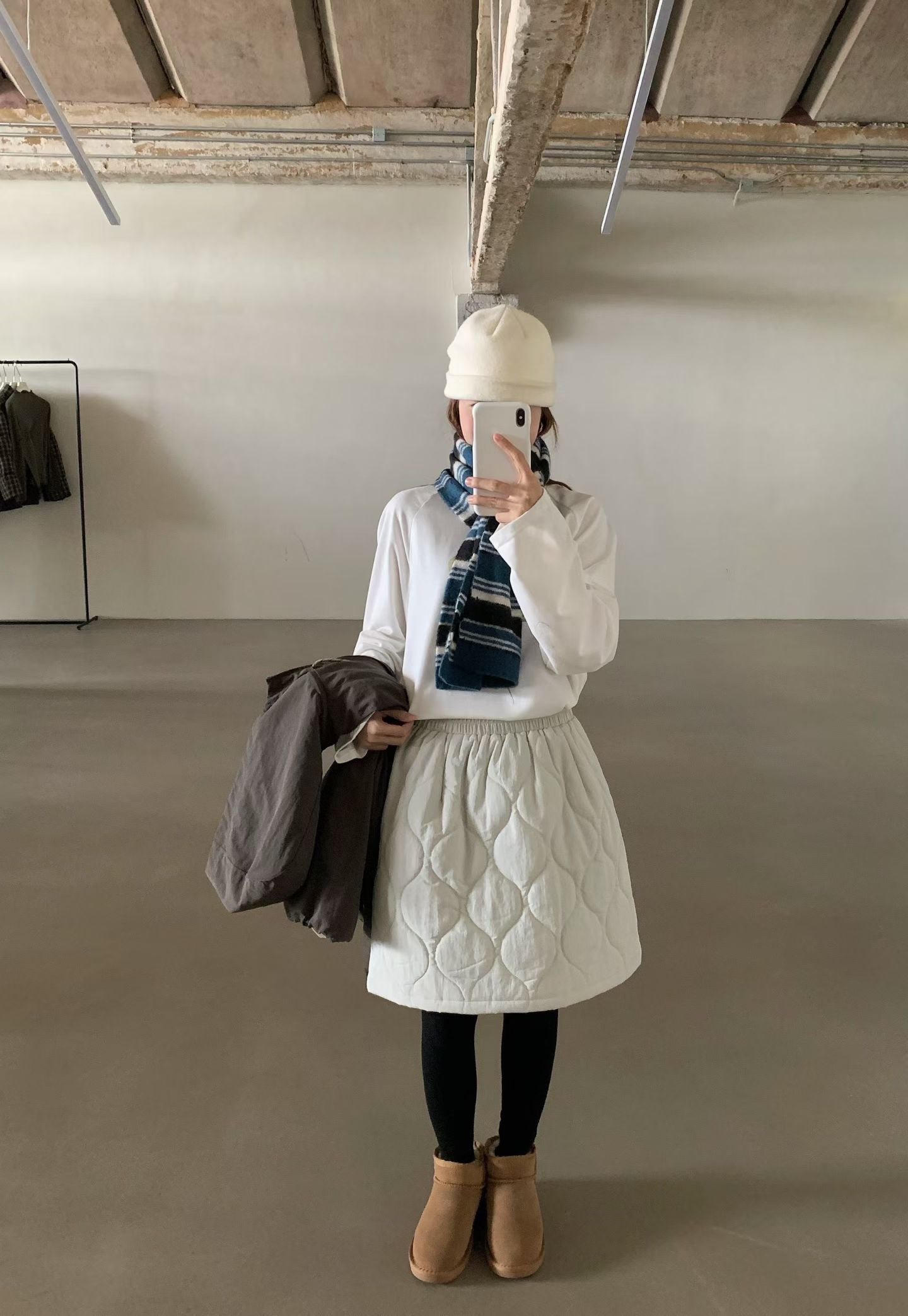 // 大熱菱格夾棉A字短裙