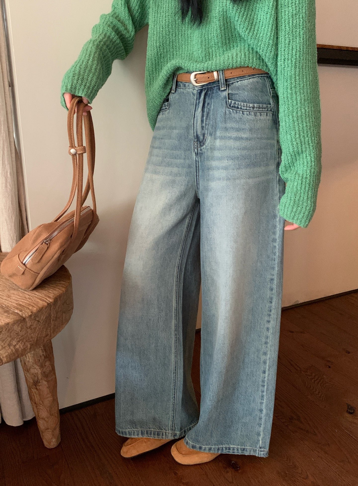 // 復古洗水色直筒牛仔褲