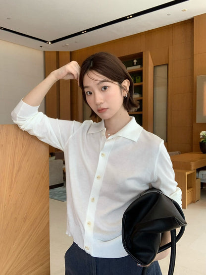 // 簡約風翻領排扣針織上衣