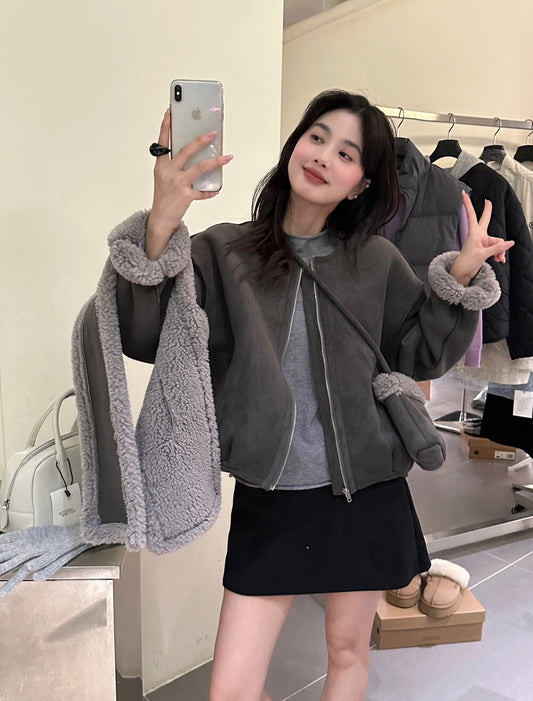 // 皮毛一體圓領拉鏈外套(連頸巾+袋仔)