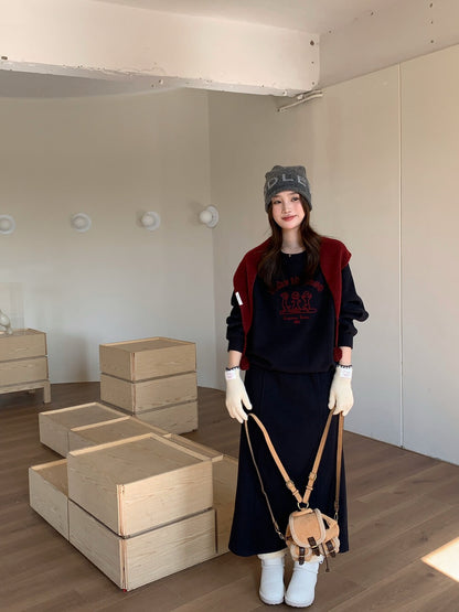 // 可愛刺繡圖案加絨衛衣+中裙套裝(連針織披肩)