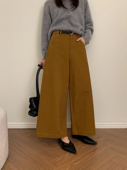 // 褲型100分微A直筒九分磨毛褲