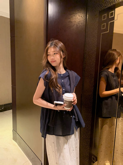 B20 / 圓領排扣壓褶衣擺BL