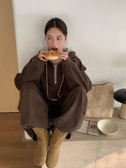 // 假兩件連帽拉鍊上衣+全長褲兩件套