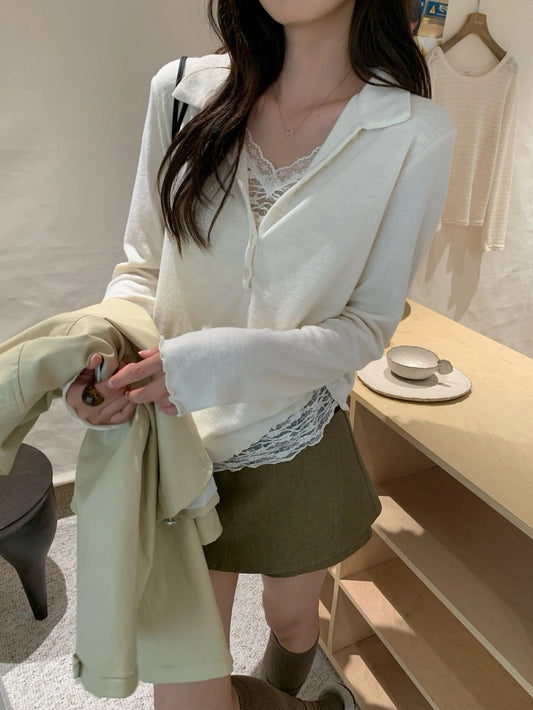 B221 / 内拼lace邊小V翻領卷邊軟糯上衣